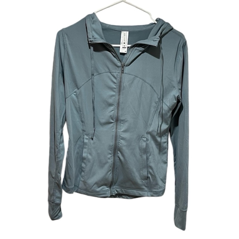 Love Tree Women’s Form Fitting Sweatshirt